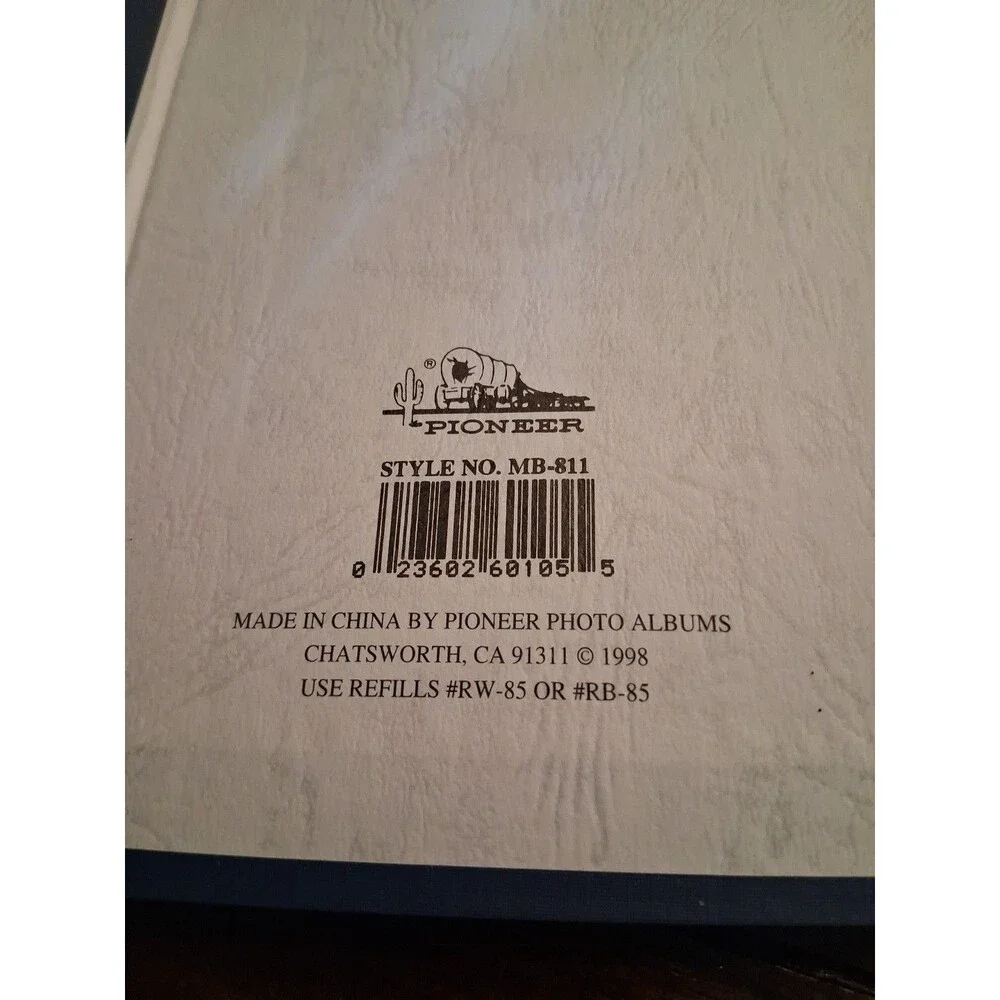 Photo Book Pioneer MB-811P 8-1/2x11 Memory Book Navy Blue 1998 Vintage Plastic